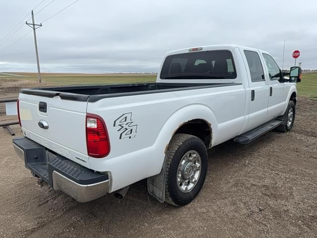 Image of Ford F-250 equipment image 1