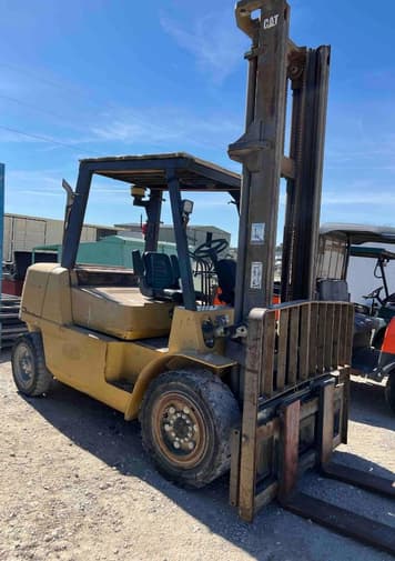 Main image Caterpillar DP40K