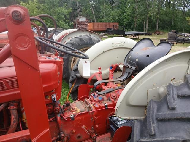 Image of Ford 641 equipment image 3
