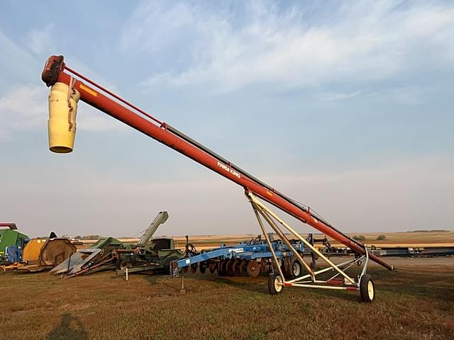 Image of Farm King 851 equipment image 1