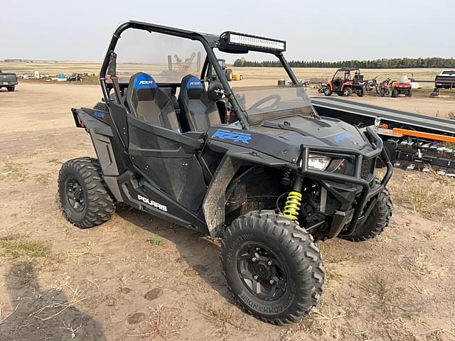 Image of Polaris RZR 900 equipment image 2