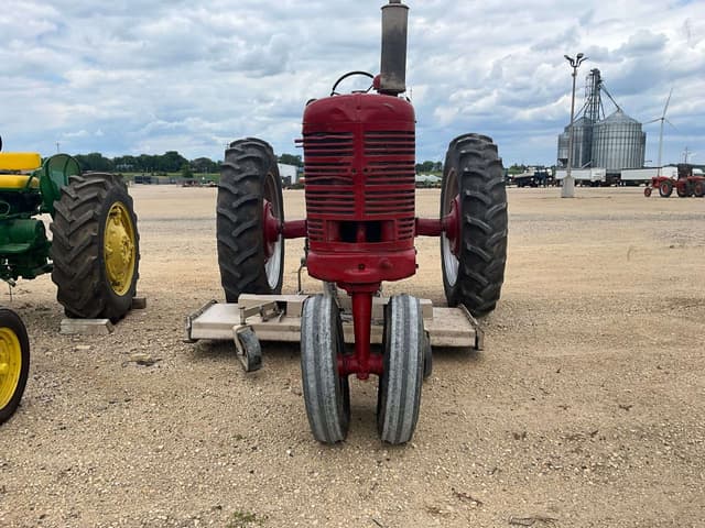 Image of International Harvester M equipment image 1