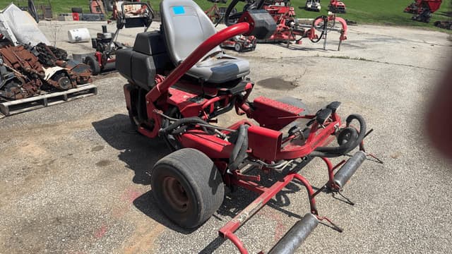 Image of Toro Greensmaster 3100 equipment image 3