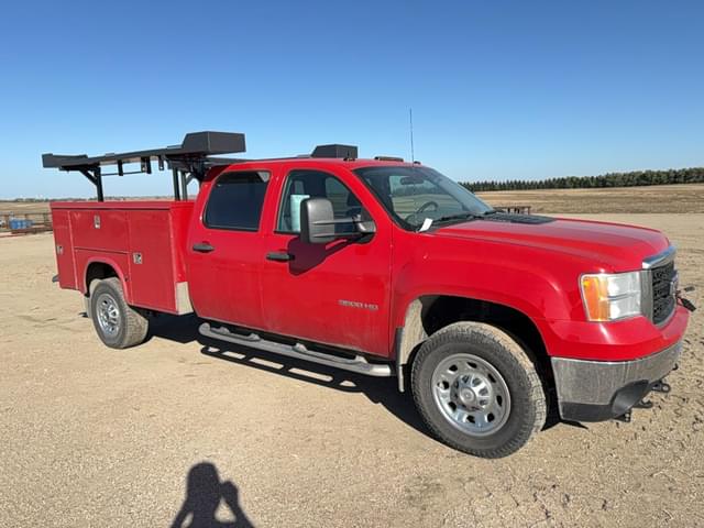Image of GMC 3500 equipment image 4