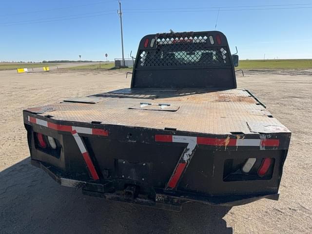 Image of Chevrolet 3500 equipment image 2