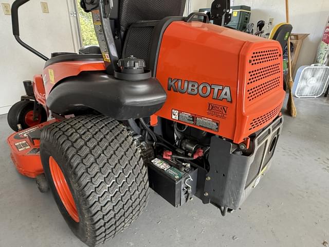 Image of Kubota ZG327 equipment image 4
