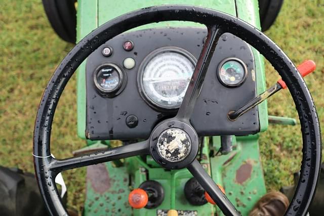 Image of John Deere 2030 equipment image 4