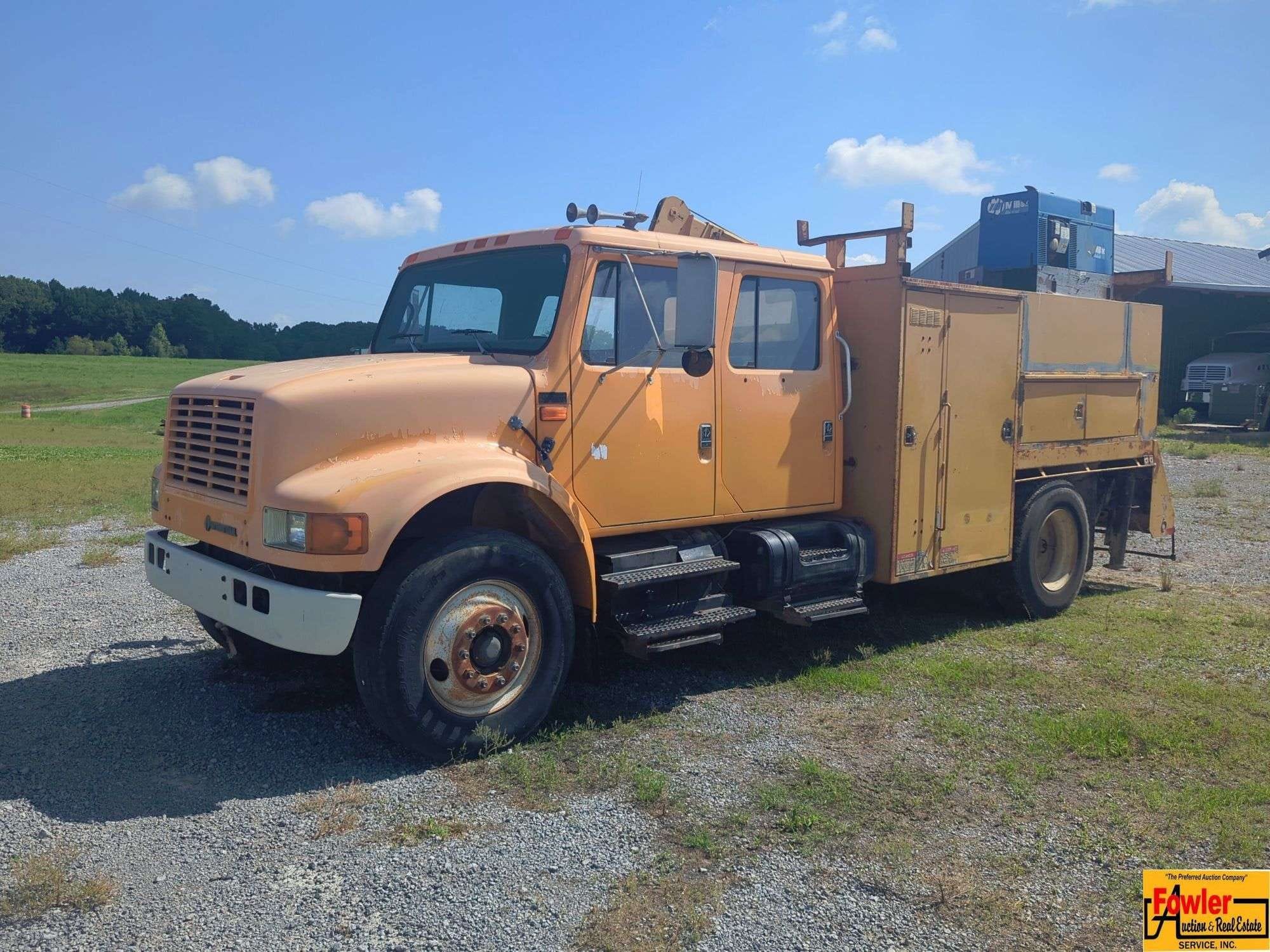 1992 International 4700 Equipment Image0
