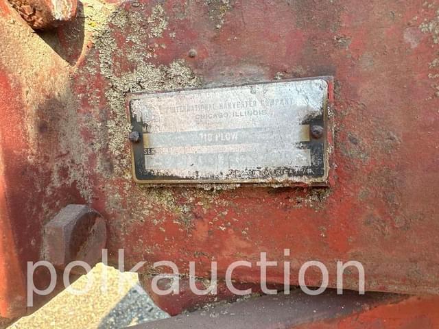 Image of International Harvester 710 equipment image 3