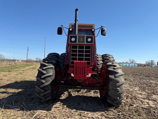 Image of International Harvester 1466 equipment image 3