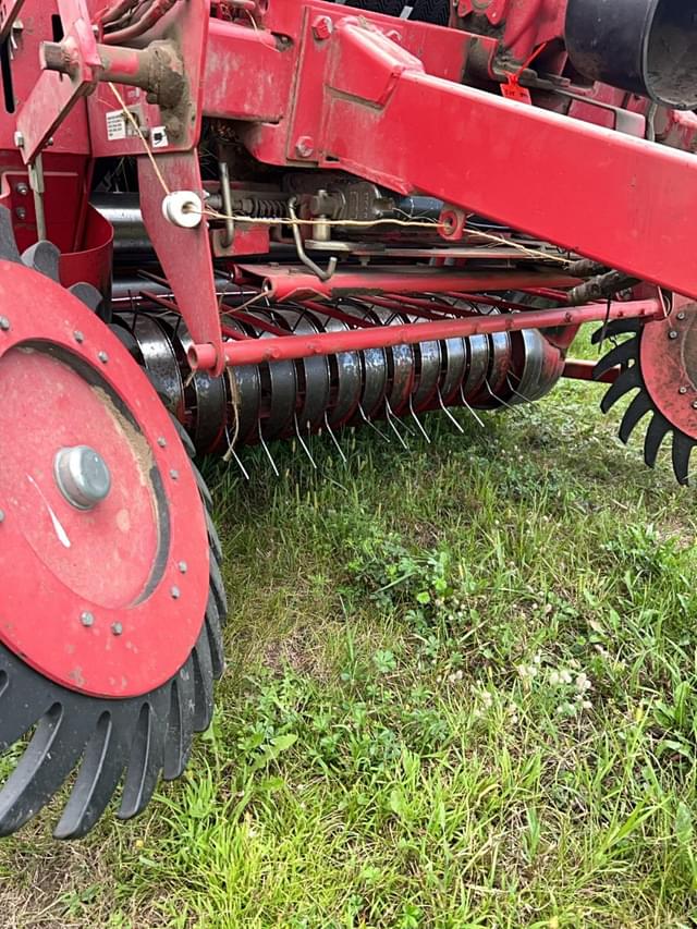 Image of Gehl 1470 equipment image 1