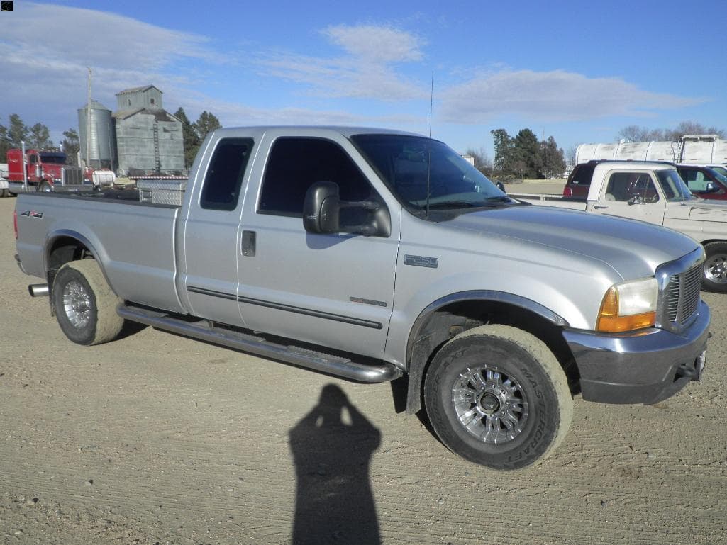 Image of Ford F-250 Primary image