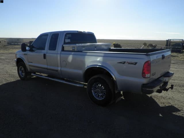 Image of Ford F-250 equipment image 4