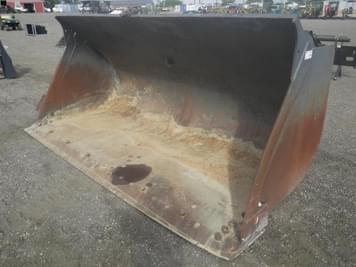 Main image John Deere GM 5.7L