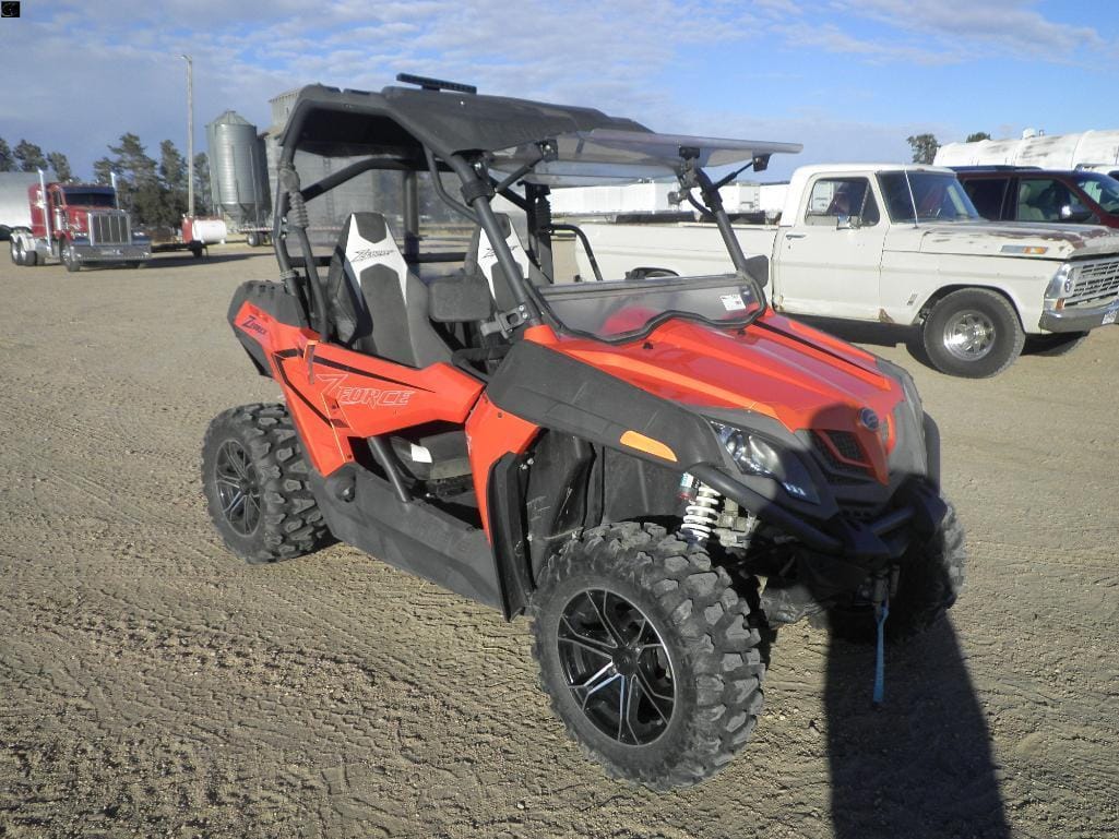 2021 CFMoto ZForce 800 Equipment Image0