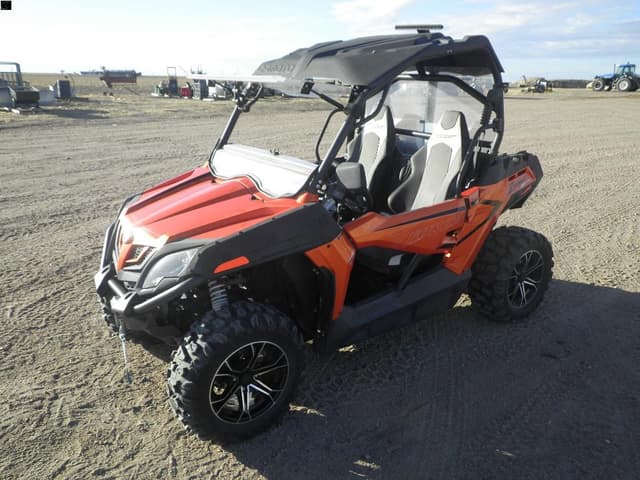 Image of CFMoto ZForce 800 equipment image 3