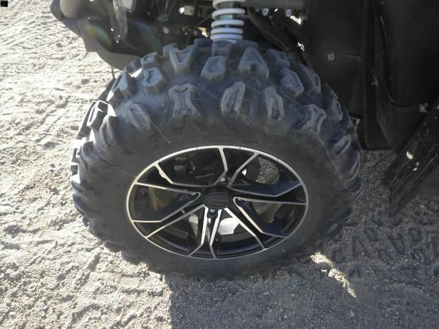 Image of CFMoto ZForce 800 equipment image 4