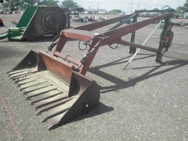 Image of Farmhand F-11 equipment image 1