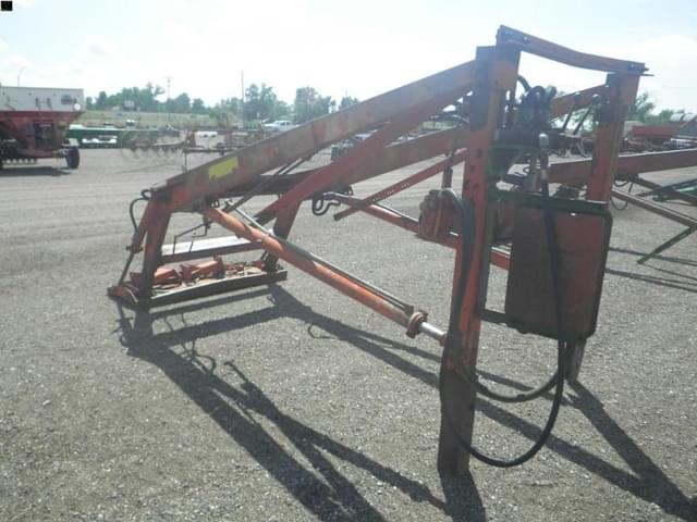 Image of Farmhand F-11 equipment image 2