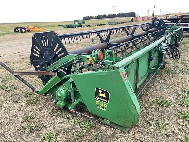 Image of John Deere 930 equipment image 1