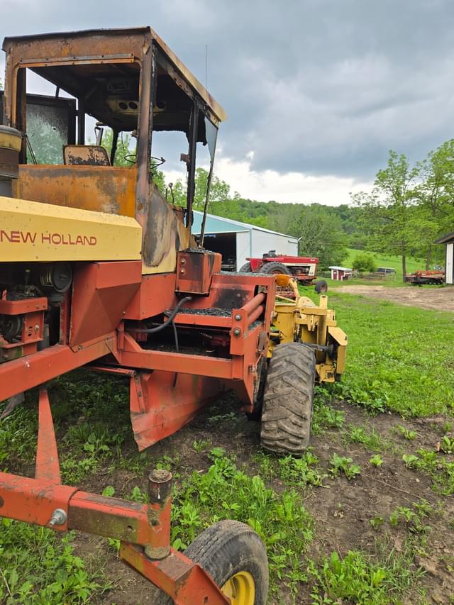 Image of New Holland 1499 equipment image 3