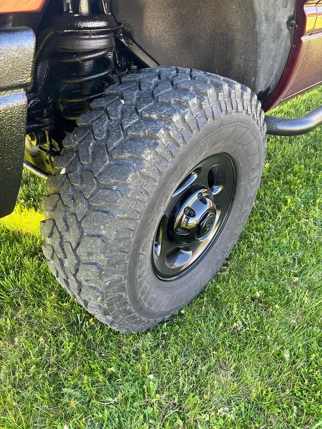 Image of Dodge Ram 2500 equipment image 2