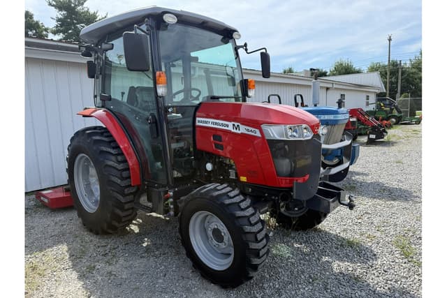 Image of Massey Ferguson 1840M equipment image 2