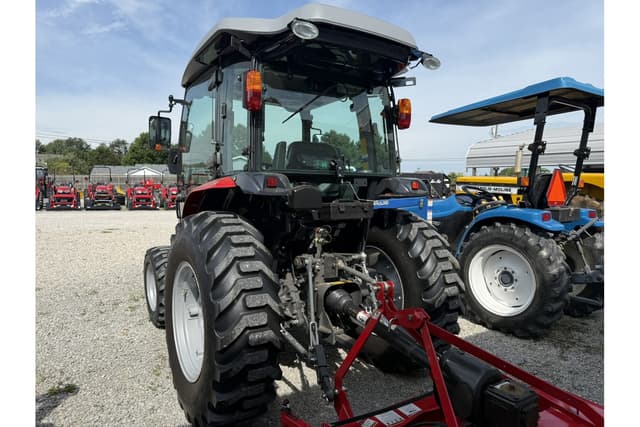 Image of Massey Ferguson 1840M equipment image 4