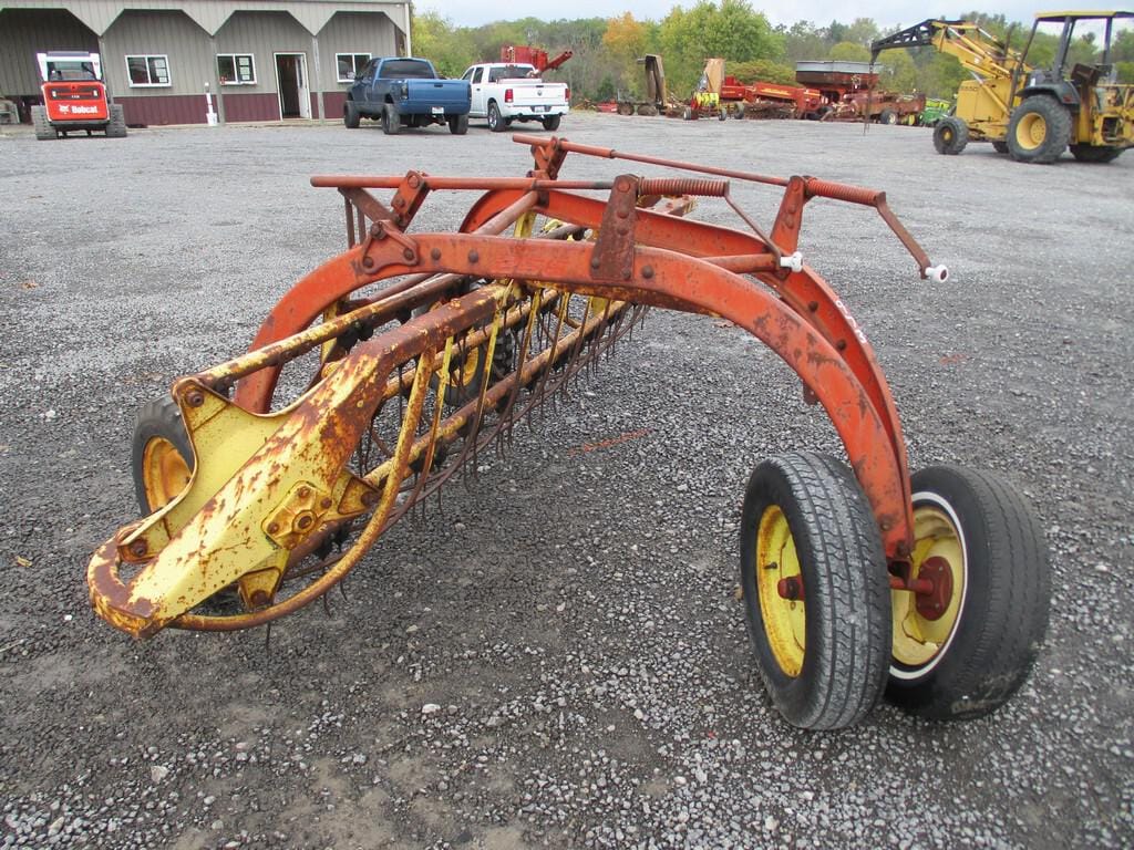 Main image New Holland 256