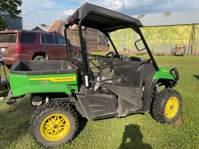 Image of John Deere Gator XUV 590M equipment image 2