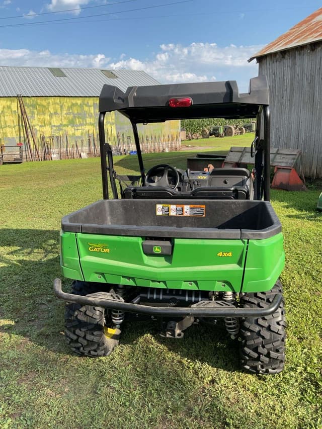 Image of John Deere Gator XUV 590M equipment image 3
