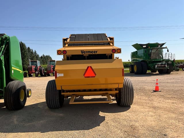 Image of Vermeer 605 Super M equipment image 4