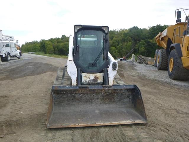 Image of Bobcat T750 equipment image 3