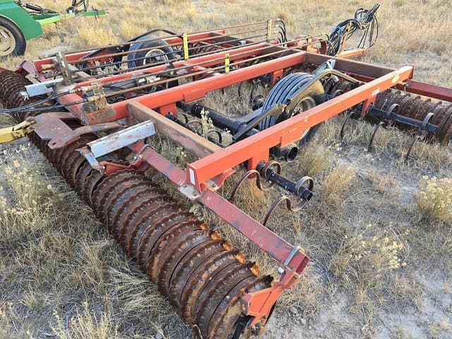 Image of Case IH 415 equipment image 4