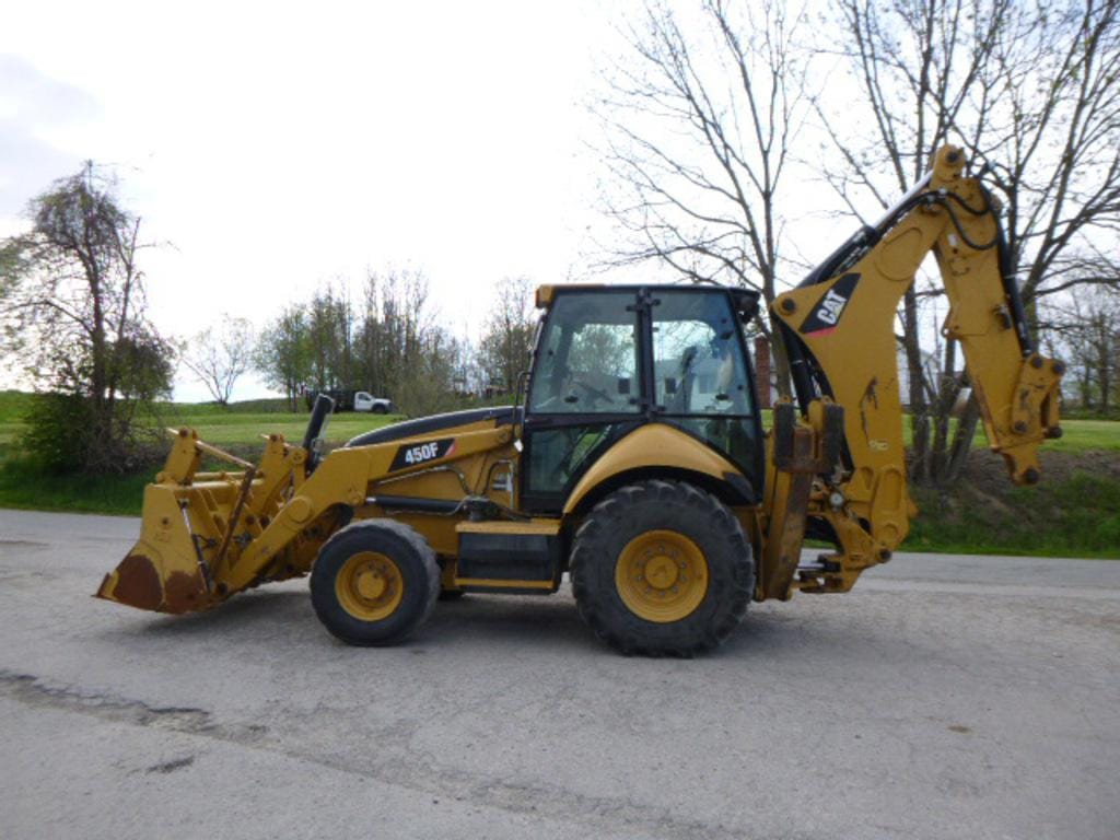 Main image Caterpillar 450F