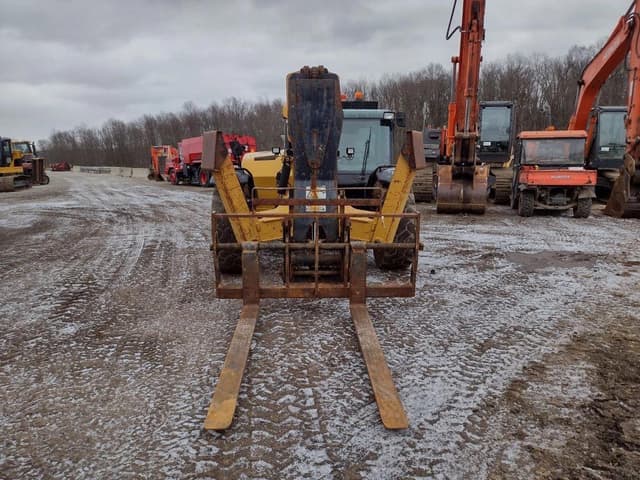 Image of Caterpillar TL1055C equipment image 1