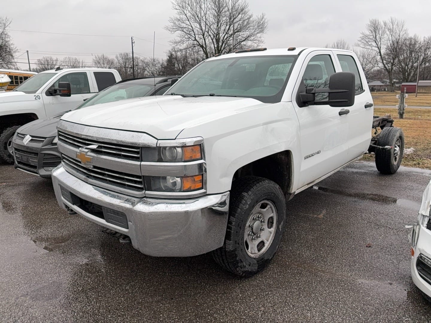 2015 Chevrolet 2500 Equipment Image0