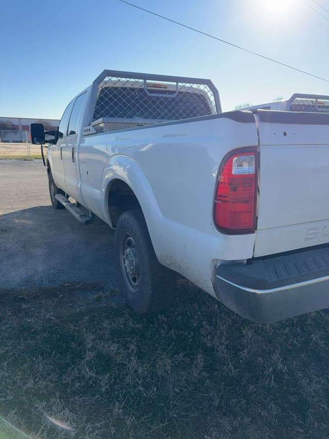 Image of Ford F-250 equipment image 2