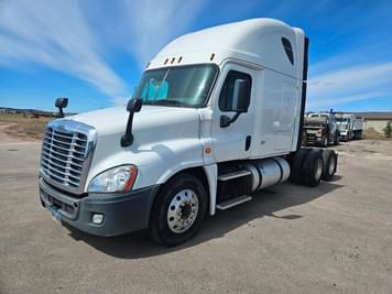 Main image Freightliner Cascadia 125