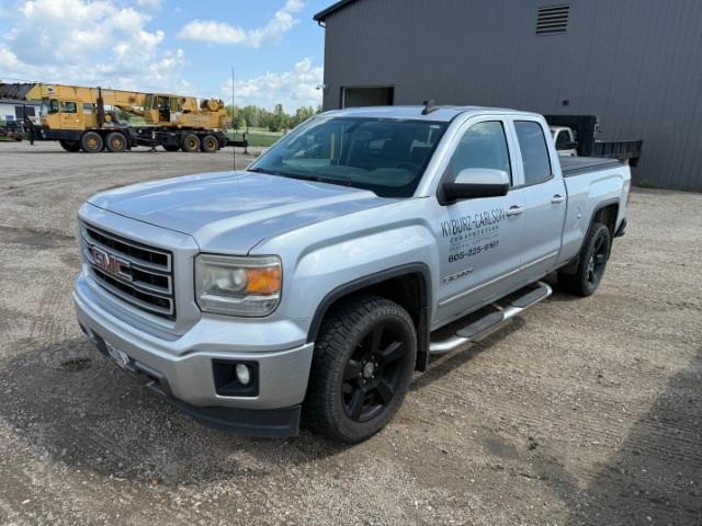 Image of GMC Sierra equipment image 2