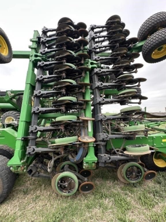 Image of John Deere 1890 equipment image 3
