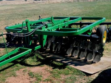 Main image John Deere 215
