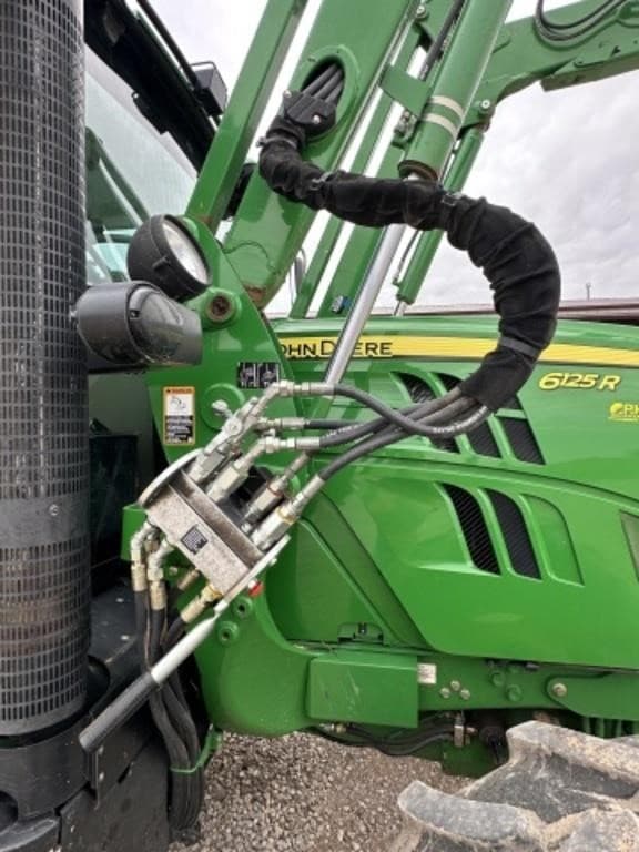 Image of John Deere 6125R equipment image 3
