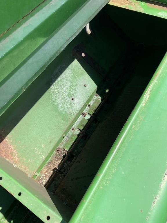 Image of John Deere 750 equipment image 4