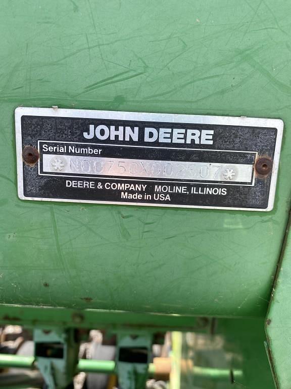 Image of John Deere 750 equipment image 2