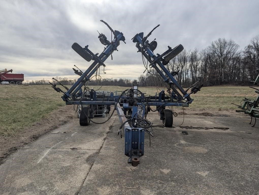 Blu-Jet LandRunner Equipment Image0