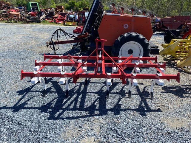 Image of International Harvester Undetermined equipment image 2