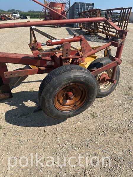 Image of International Harvester 510 equipment image 4