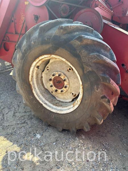 Image of International Harvester 93 equipment image 4