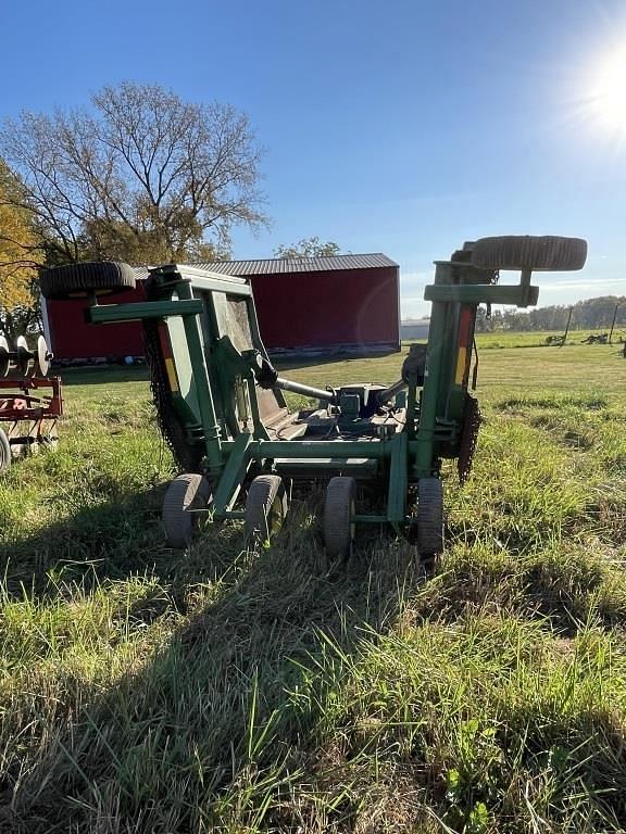 Image of John Deere 1517 equipment image 2